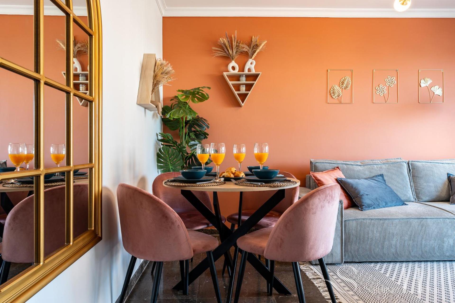 First Line , Cosy And Comfortable + Swimming Pool Torremolinos Exteriér fotografie